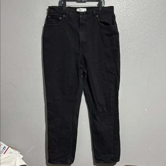 Abercrombie & Fitch Curve Love Ultra High Rise 90s Straight Jean - Picture 1 of 9